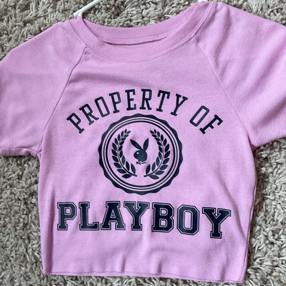 💗 Cropped Playboy x PacSun Pink Short Sleeve (XS) 💗